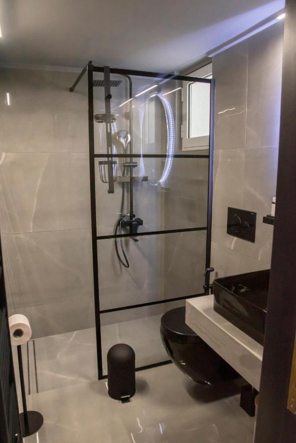 Luxury Premium Suite In Chalkida Luaran gambar